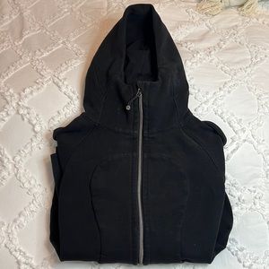 Lululemon scuba hoodie size 6
